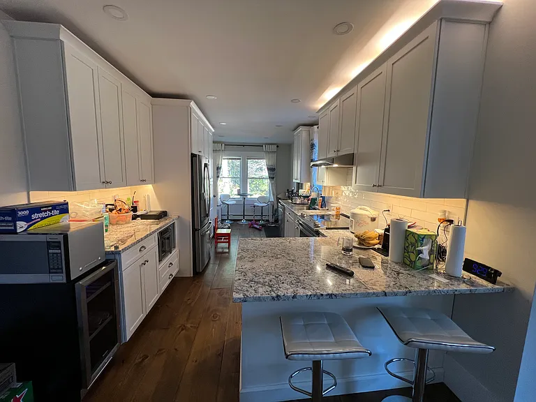 7 Bond St — Photo 13