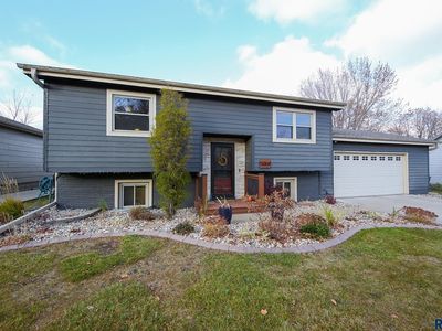 5004 W Royal St, Sioux Falls, SD, 57106