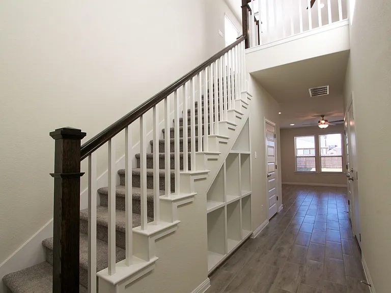 17004 Alturas Ave — Photo 5