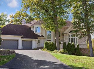 8378 Seneca Point, Eden Prairie, MN 55347