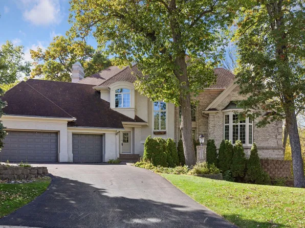 8378 Seneca Point, Eden Prairie, MN 55347