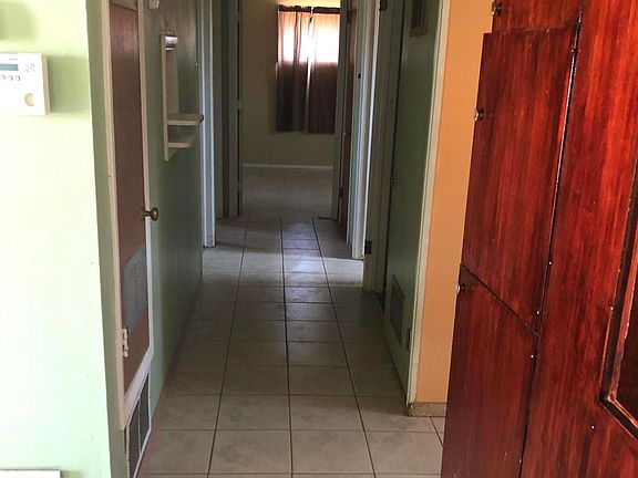 4th image of 9217 Salisbury Dr