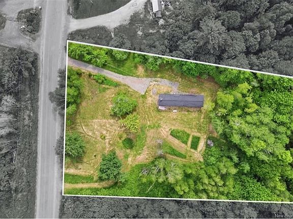5th image of 475 Penniac Rd