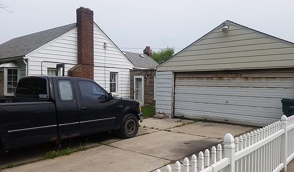 5th image of 1586 Anne Ave