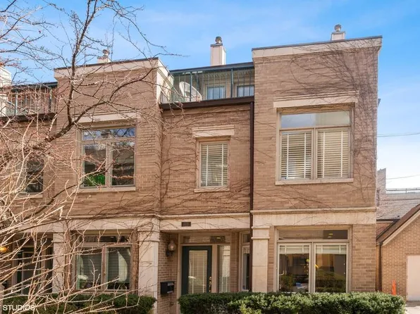 2733 N Janssen Ave #B, Chicago, IL 60614