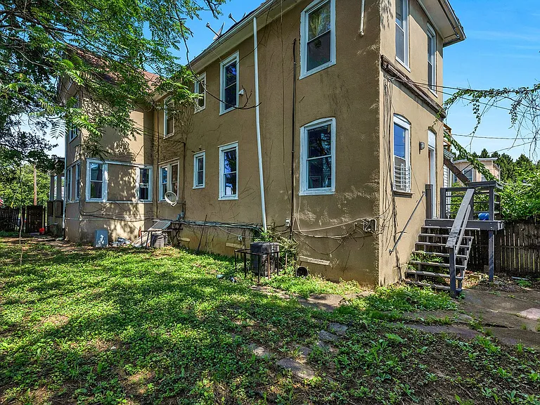 3503 Oakmont Ave — Photo 23