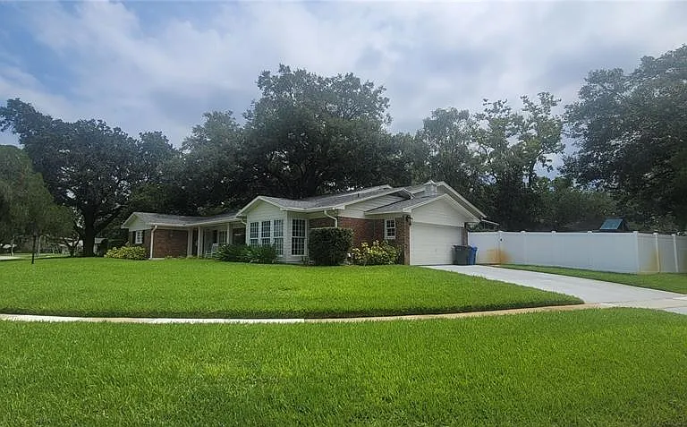 11212 Carrollwood Dr — Photo 75