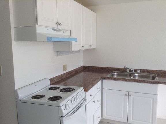 2nd image of 2211 Ala Wai Blvd #290