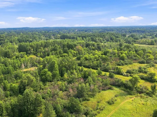 1705 S Sashabaw Rd, Ortonville, MI 48462