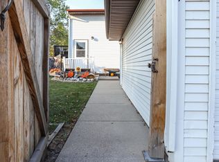 1707 25th Ave S, Fargo, ND 58103