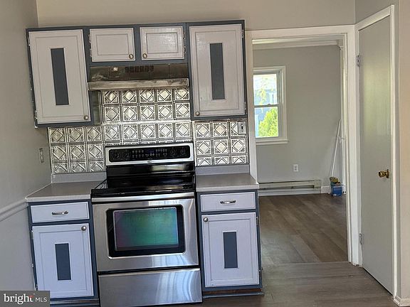 5th image of 13829 Delaney Rd