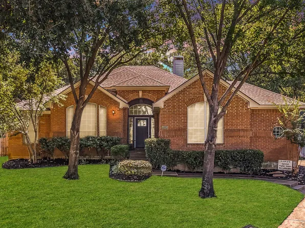 8558 Twisted Oaks Ct, North Richland Hills, TX 76182