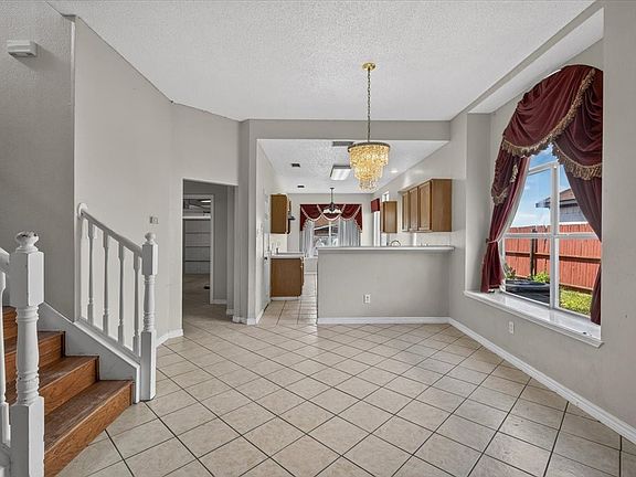 5th image of 1407 Springwood Dr