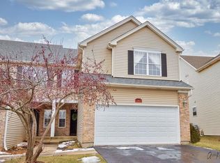 938 Cynthia Ln, Lake In The Hills, IL 60156