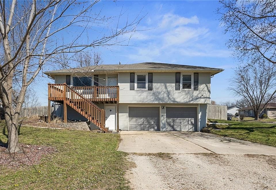 1st image of 271 NW 75th Rd