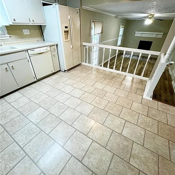 3380 Creek Hollow Dr — Photo 21