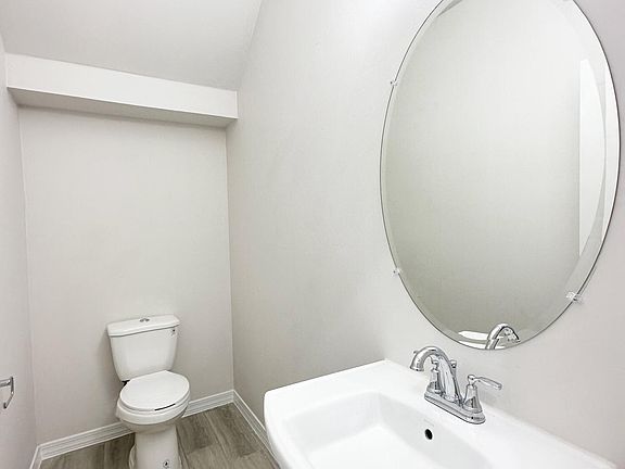 3rd image of 13380 Highworth Dr