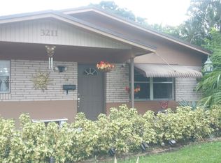 3211 N 72nd Way, Hollywood, FL 33024