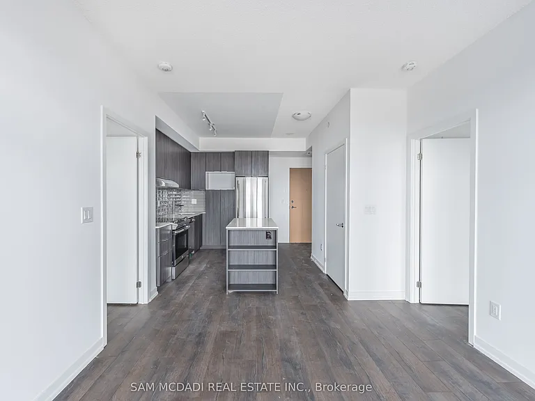 2520 Eglinton Ave W #1714 — Photo 20