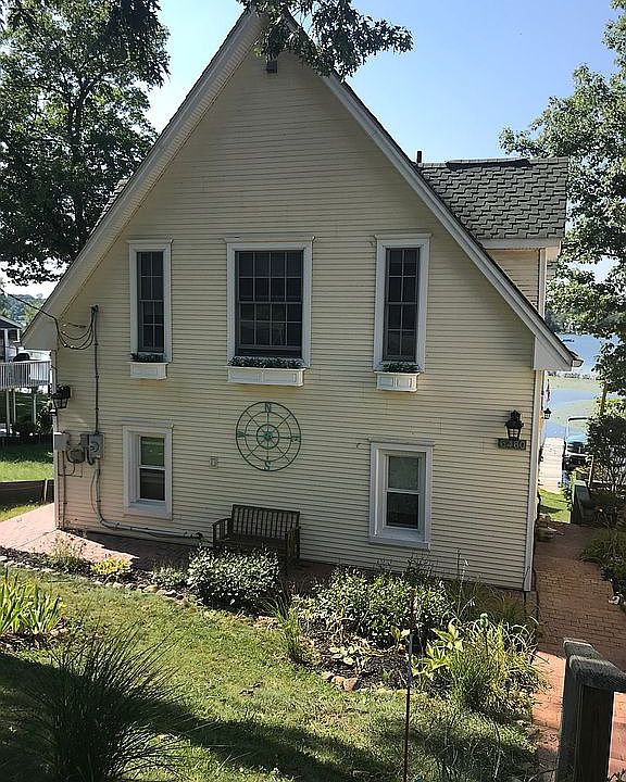 1st image of 6480 Academy Dr