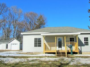 810 W Montcalm St, Greenville, MI 48838