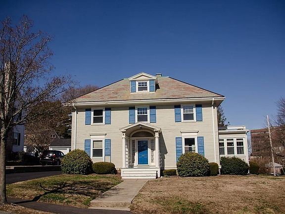 3rd image of 100 Dixwell Ave
