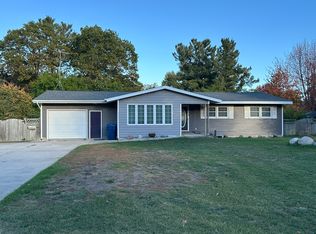 4512 S Quarterline Rd, Muskegon, MI 49444
