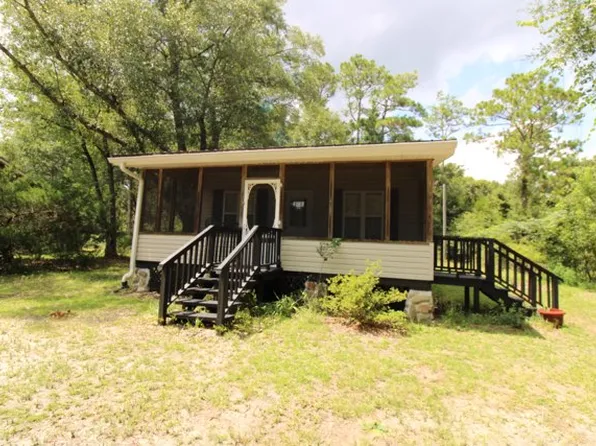 175 Chump Ln, Brunswick, GA 31525