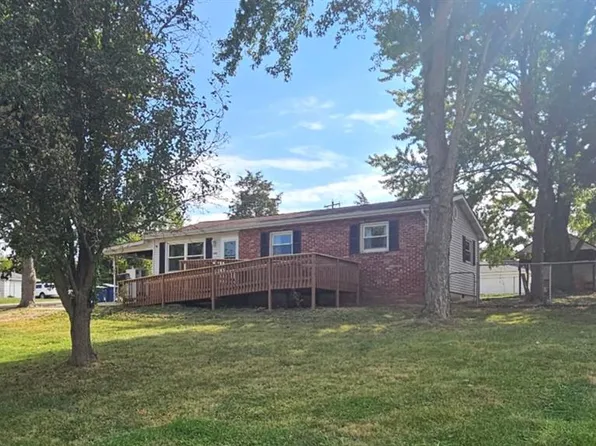 1002 Terrace Dr, Festus, MO 63028