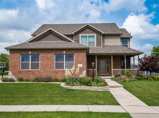 629 Agnes St, Washington, IL 61571