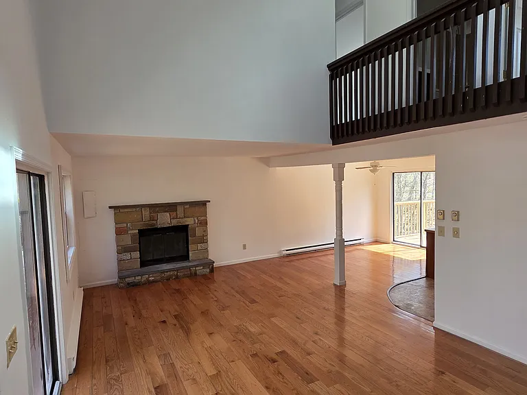 362 Somerset Dr — Photo 11