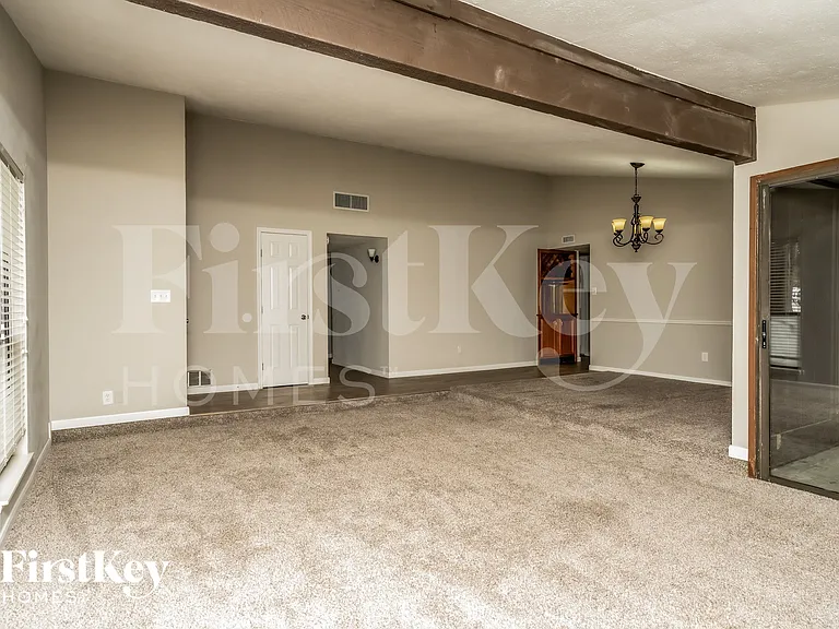 5276 Sherman Dr — Photo 3