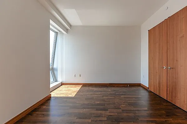 Rented by 212 Consulting Corp | media 29