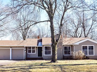 1840 S Glencrest Ave, Springfield, MO 65804