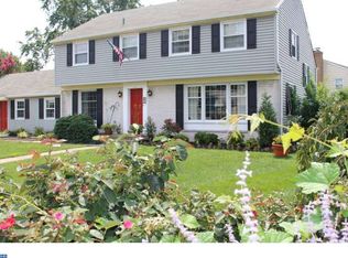 830 Hilltop Rd, Cinnaminson, NJ 08077