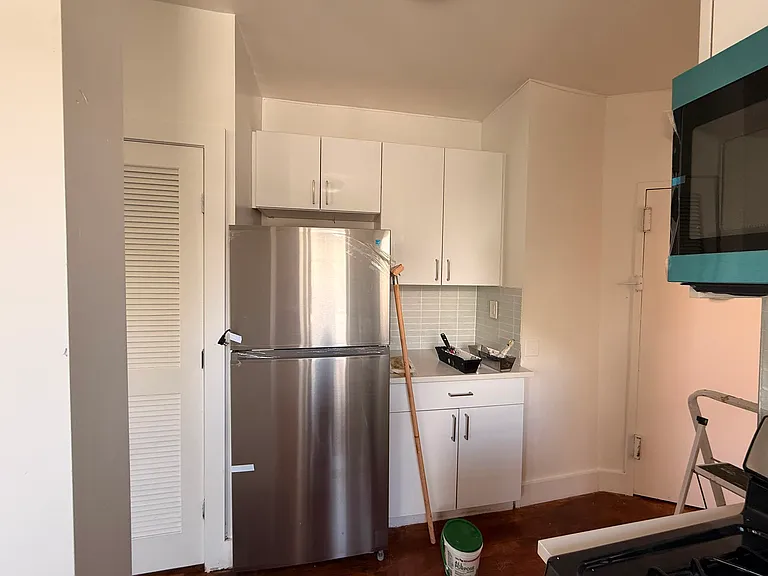 200 Clinton Ave #B3 — Photo 4