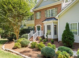 220 Caroline Ct, Denver, NC 28037
