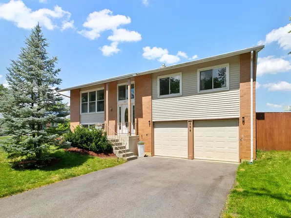 594 Cades Ct, Bolingbrook, IL 60440