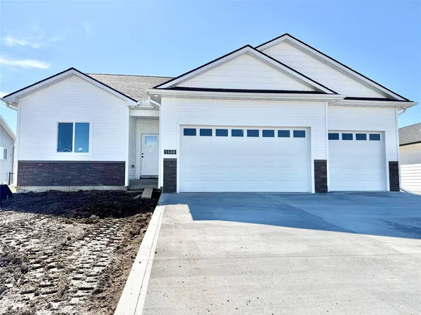 1930 Tuscany Dr SE, Altoona, IA 50009