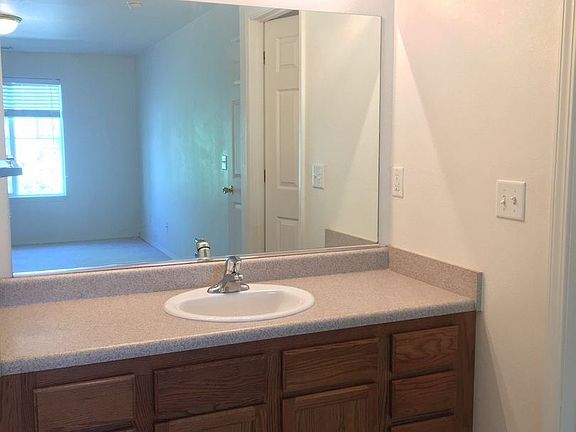 2nd image of 825 Forestglen Dr APT E