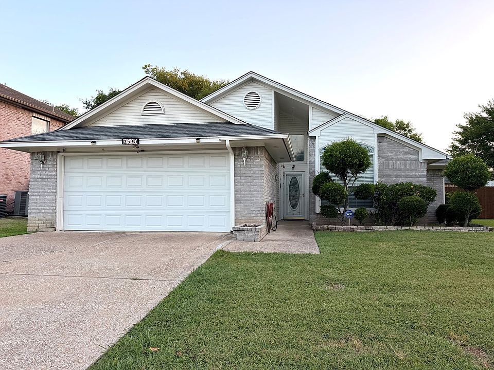 1st image of 2530 Stresa Ln