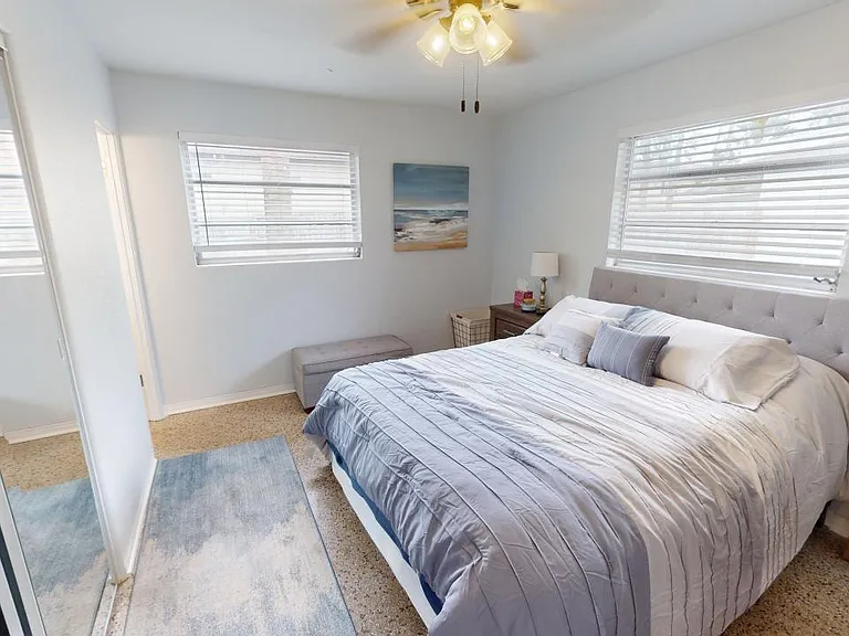 328 Slayton Ave #U — Photo 10