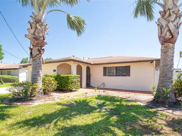 5921 Denver St NE, Saint Petersburg, FL 33703