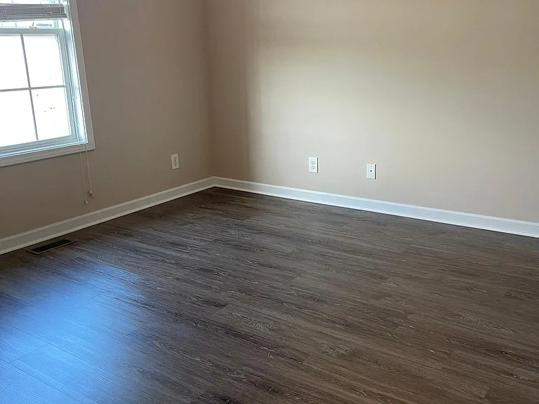 1707 Gordon Rd #7 — Photo 3