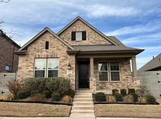 1012 Lamp Post Ln, Argyle, TX 76226