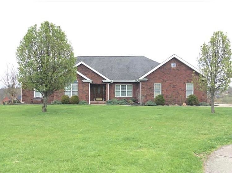 1st image of 7 Village View Dr