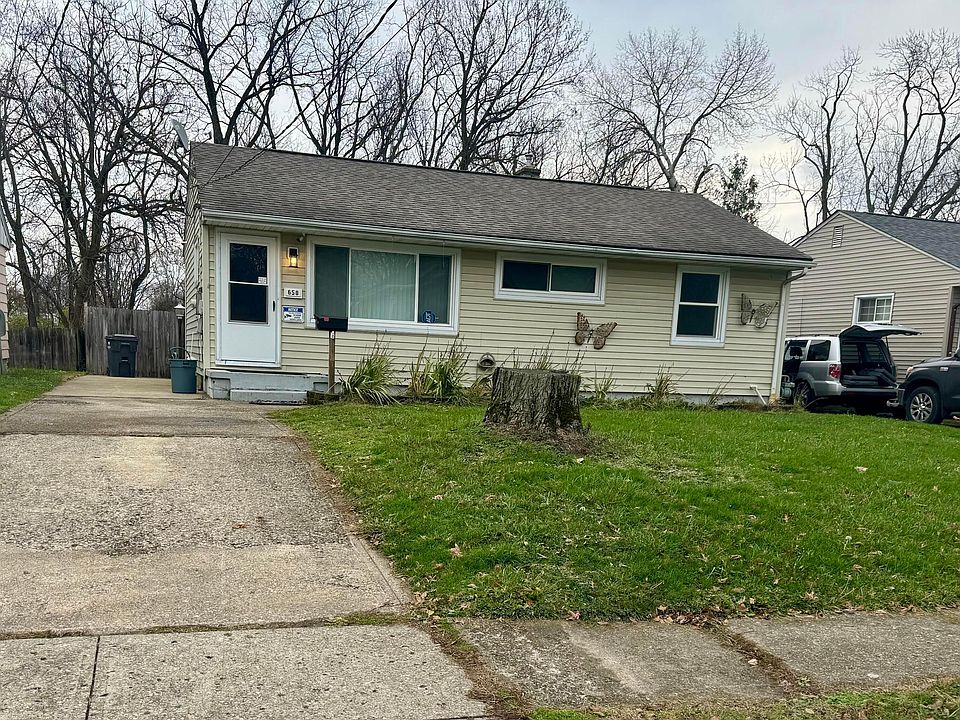2nd image of 650 Collingwood Ave