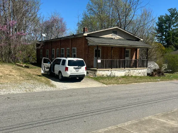 1034 Perry Street, Marion, NC 28752