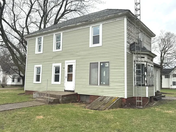 108 W 3rd St, Sublette, IL 61367