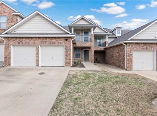 4303 Spring Hill Dr, College Station, TX 77845